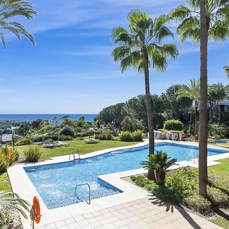 Altos De La Quinta Apartment *