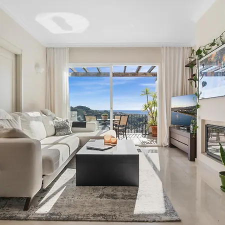 Altos De La Quinta بينهافيس